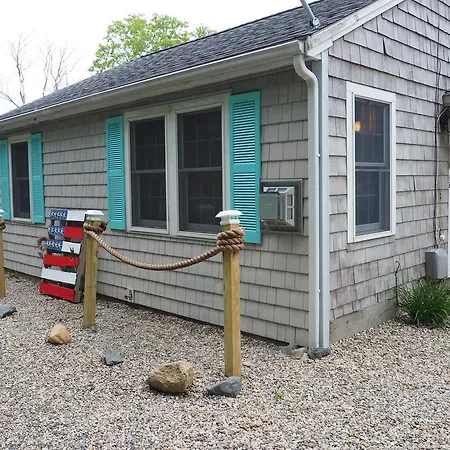 Cozy Cottage-5 Minute Walk To Priscilla Beach